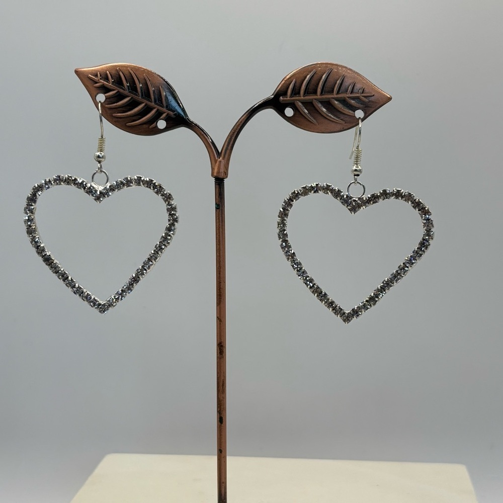 🆕Rhinestone Silver Tone Heart Drop Earrings - Picture 2 of 5
